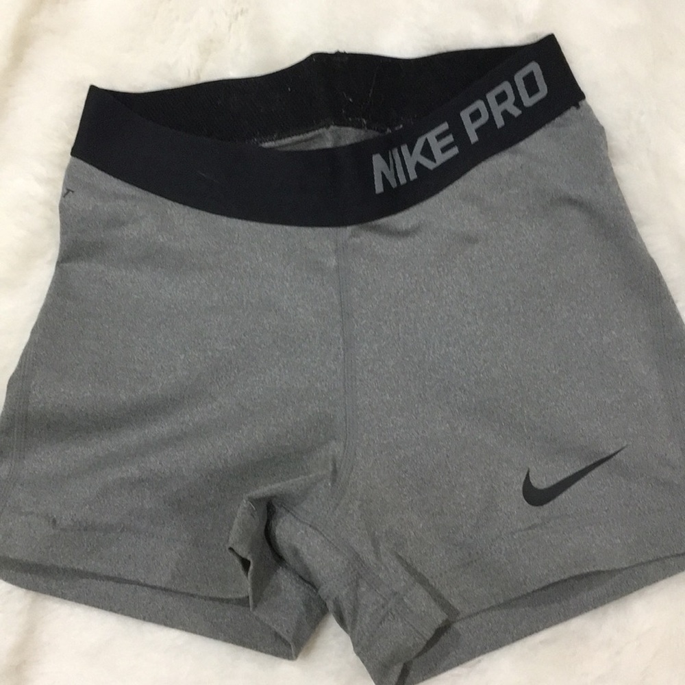 NIKE PRO spandex shorts size comfy